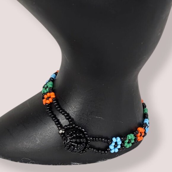 (2/$20) V. Floral Seed Bead Bracelet - Picture 3 of 5